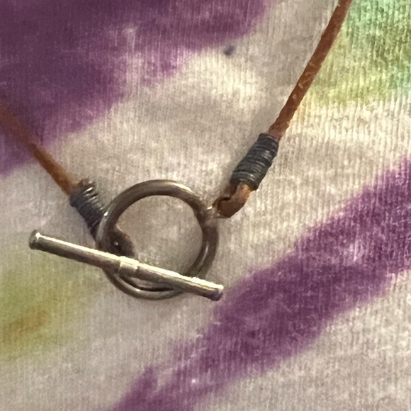 Double Fleurite on Leather Necklace - Picture 3 of 5